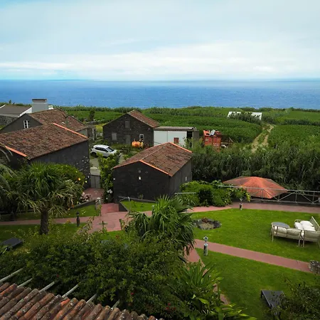 Pilar Vulcao - Rural In The Countryside Of Sao Miguel *